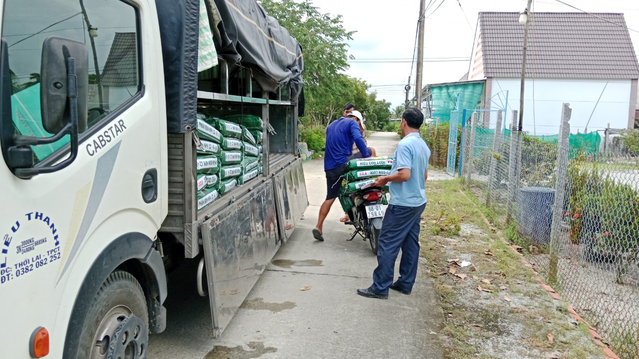 phân bón hiệu con lười,