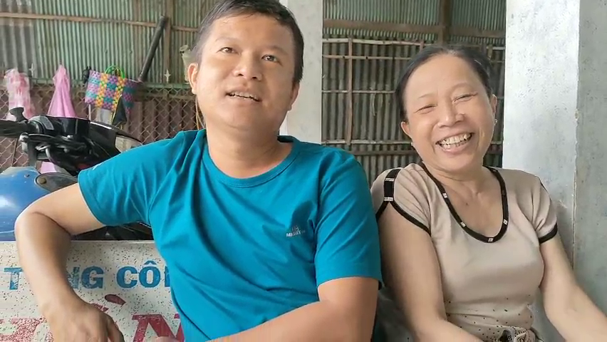 anh Phi sử dụng phân bón hiệu con Lười
