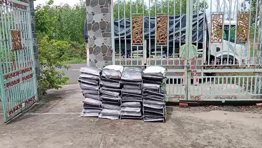 phân bón hiệu con lười,