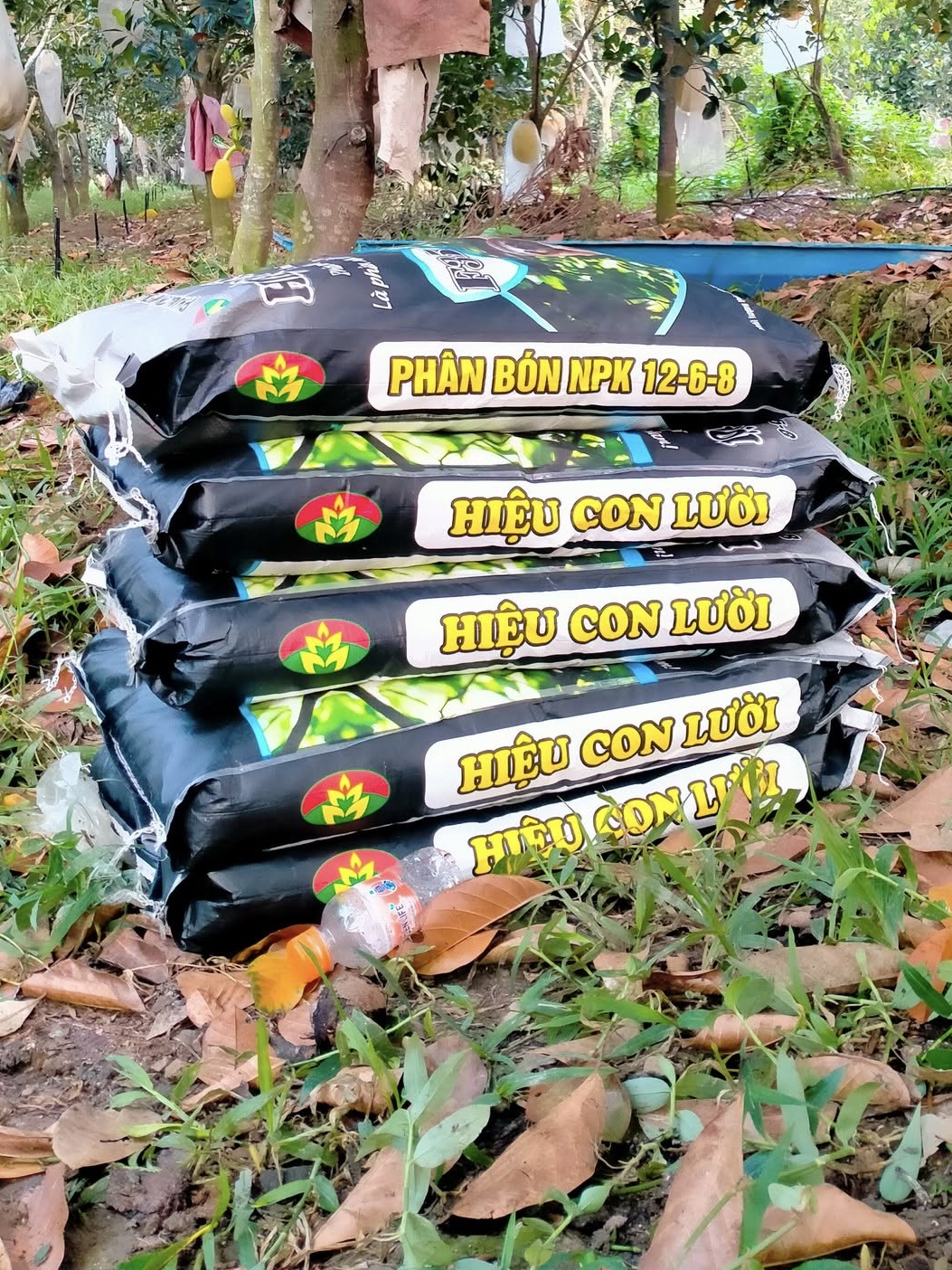 Phân bón hiệu Con Lười F35