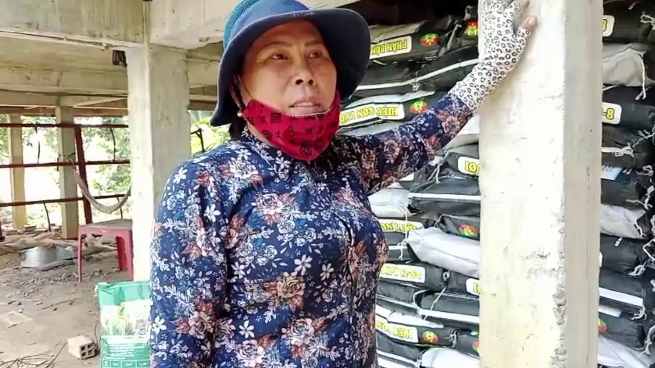 Phân bón hiệu Con Lười