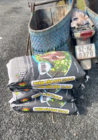 Phân bón hiệu Con Lười F35