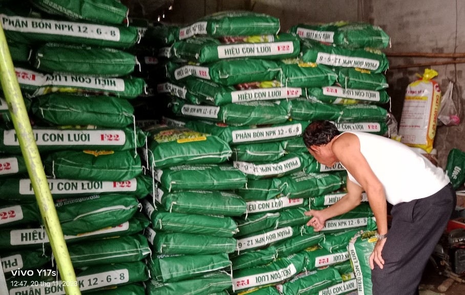 Phân bón hiệu Con Lười