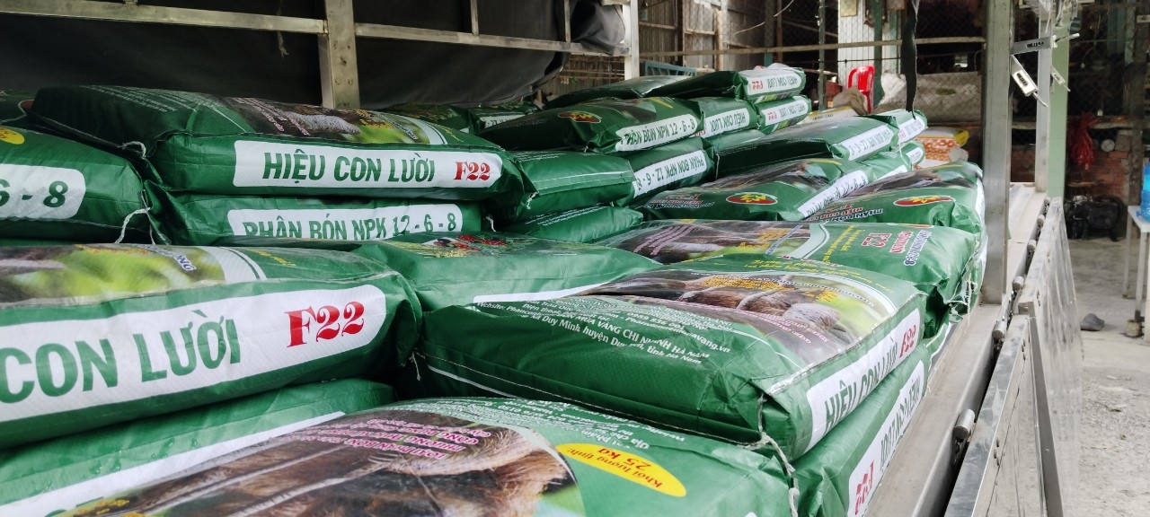 Phân bón hiệu Con Lười