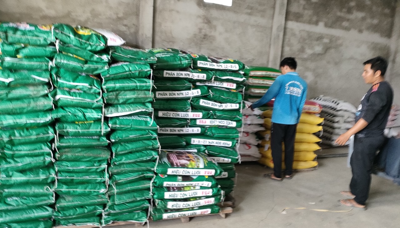 Ph&acirc;n b&oacute;n hiệu Con Lười