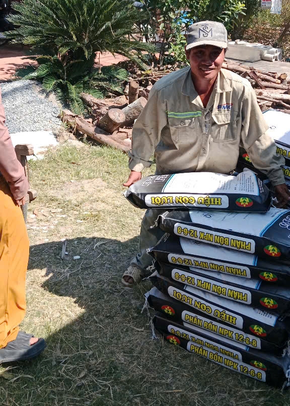 Phân bón hiệu Con Lười F35