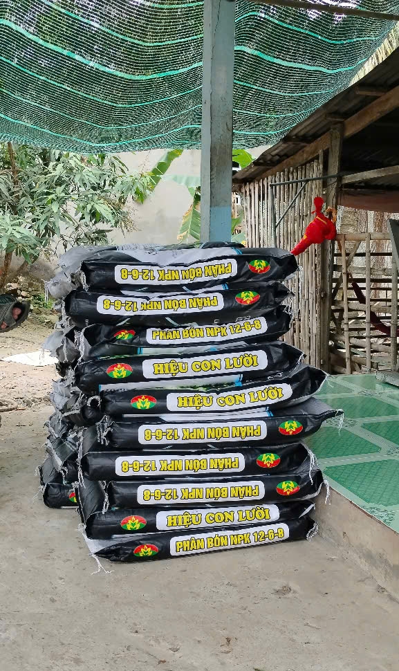 Phân bón hiệu Con Lười F35