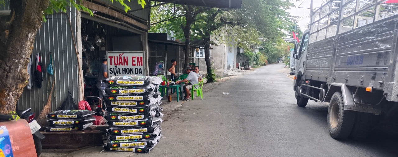 Phân bón hiệu Con Lười F35