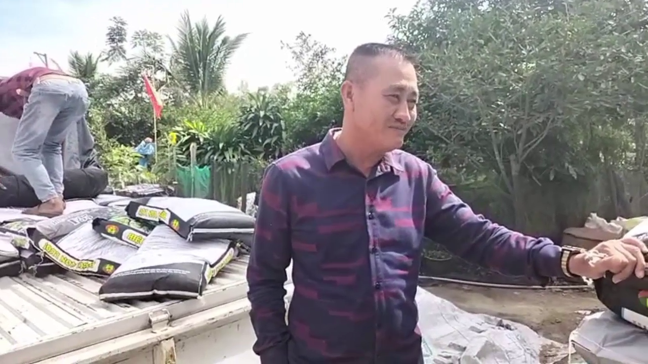 phân bón hiệu Con Lười F35