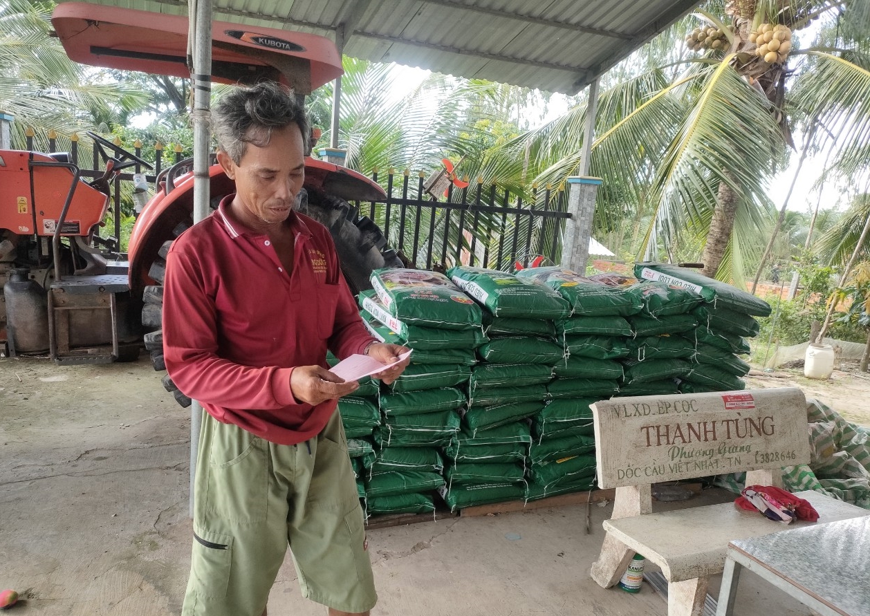 Phân bón hiệu Con Lười