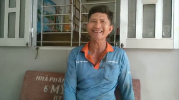 Anh An ở xã An Hiệp, huyện Châu Thành, tỉnh Sóc Trăng chia sẻ lợi ích của phân bón hiệu Con Lười dùng cho cây lúa