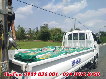 Sáng ngày 19/03/2023, Công ty phân bón Mùa Vàng đã giao phân bón hiệu Con Lười cho anh Hồ tại Xã Trường Xuân A, huyện Thới Lai, TP Cần Thơ.