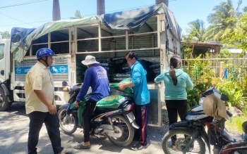 Chúng tôi xin thông báo rằng đã giao phân bón hiệu Con Lười F22 thành công cho bà con trồng lúa tại huyện Chợ Mới, tỉnh An Giang vào ngày 11/08/2023